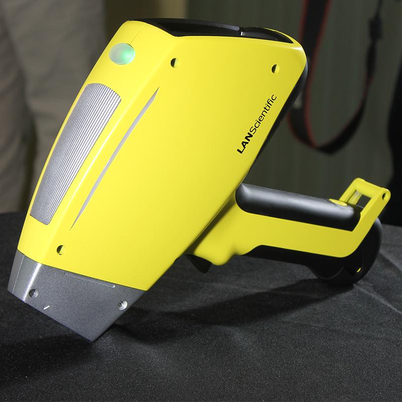 浪声 TrueX 860 手持式X荧光光谱仪 Figure 1