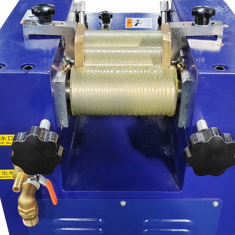 MuXuan S65-1 Three-roll grinder Figure 4