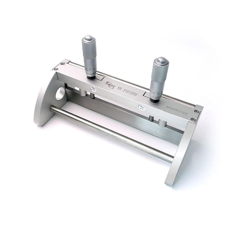 TRUIT TR 3101/300 Adjustable Film Applicator