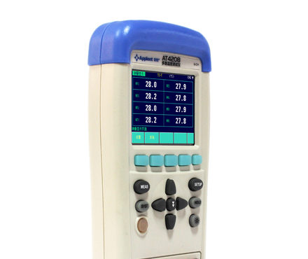 安柏 AT4204 多路温度测试仪 Figure 1
