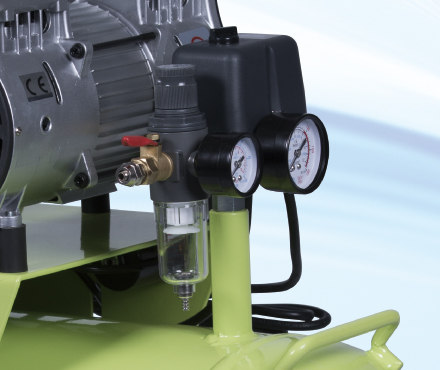 硅莱 GA-82 无油空压机 Figure 1