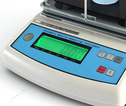 雄发 GP-300G 液体密度计 Figure 1