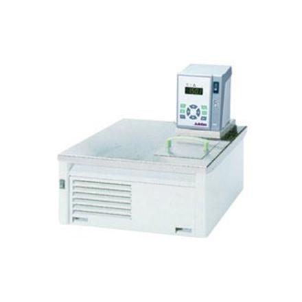 YIHENG MPE-30C heating circulation Tank, refrigeration heating circulation Tank High Accuracy +/- 0.02 ℃