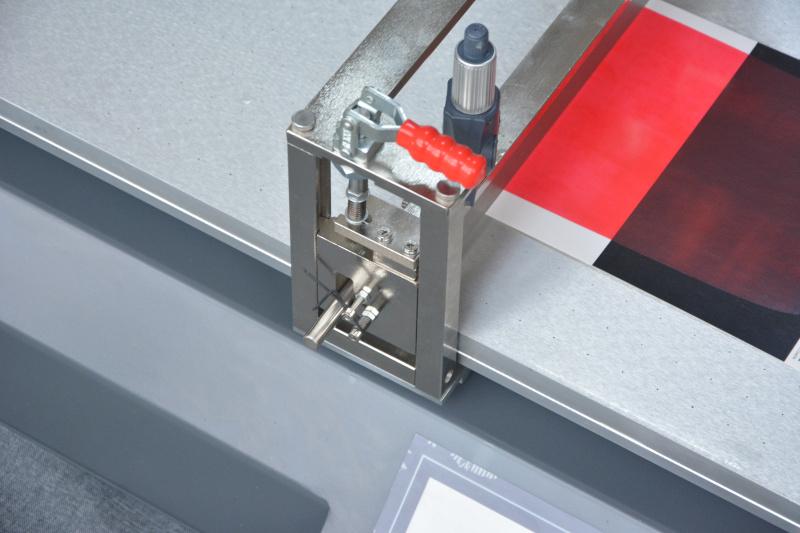 The coating process of slurry of different viscosities on the vacuum adsorption coating machine is shown in Figure 1